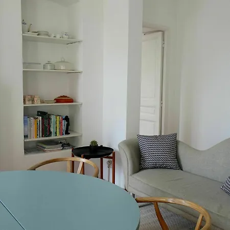 ヴィラ Fashionable House Flat With Garden イエール